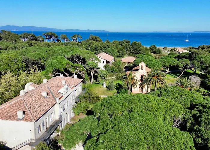 Le Hameau Des Pesquiers Ecolodge & Spa, Curio Collection By Hilton